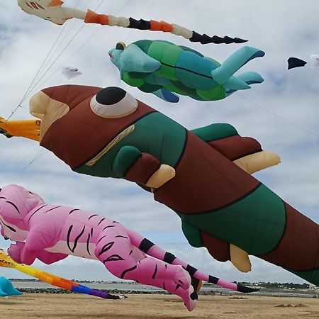 Charmante Maisonnette Proche Plage シャトライヨン・プラージュ エクステリア 写真